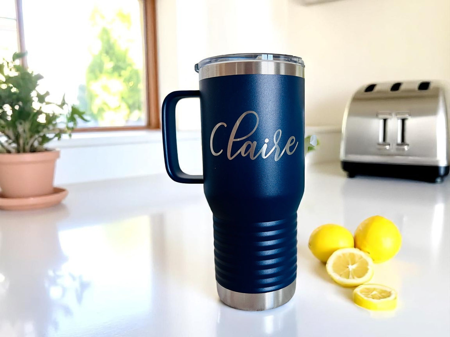 20 oz Travel Mug with Handle